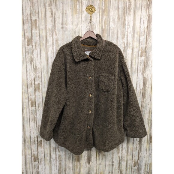 Koolaburra Jackets & Blazers - Koolaburra by UGG Brushed Back Sherpa Cozy Shacket Shirt Jacket Olive Green 1X